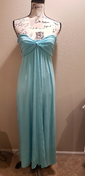 Victoria's Secret multi way cutout maxi dress NWOT - Picture 3 of 9